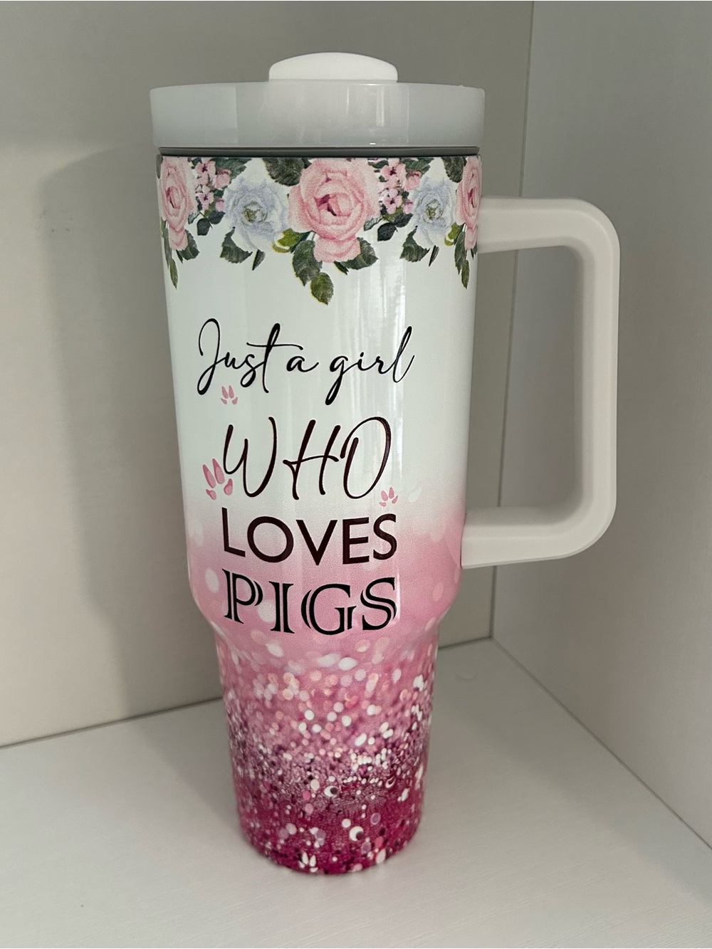 Just a girl who loves pigs 🐽 40 oz tumbler